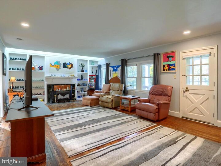 Property Photo:  1007 Brentwater Road  PA 17011