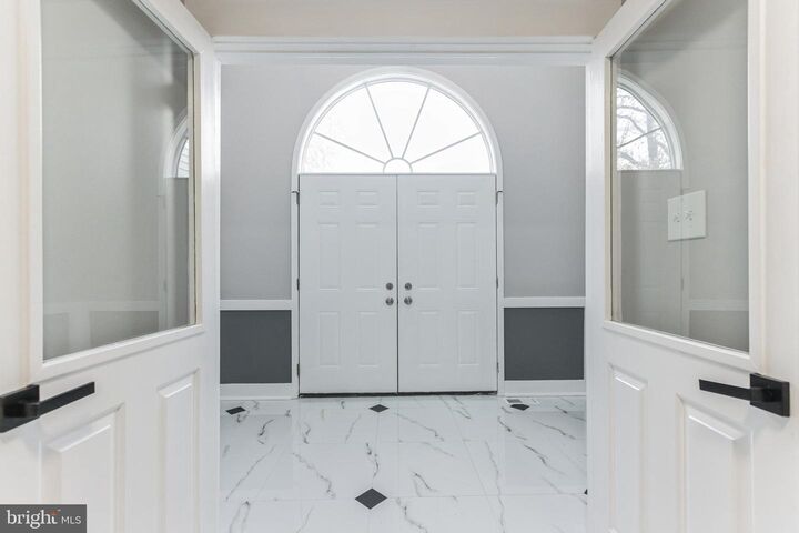 Property Photo:  4 Downing Lane  NJ 08043 