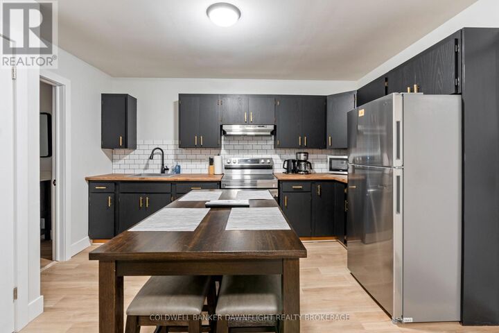 Property Photo: 383 Main Street South 2 ON N0M 1S6