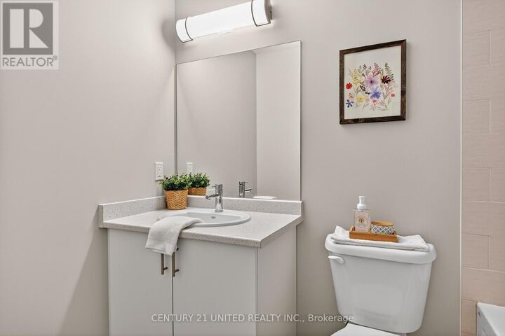 344 Florence Drive 206  Peterborough (Monaghan Ward 2) ON K9J 0K4 photo