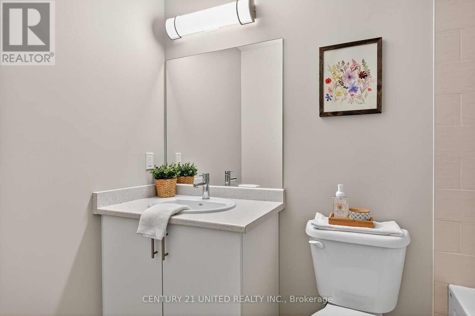 Photo de la propriété:  344 Florence Drive 206  ON K9J 0K4 