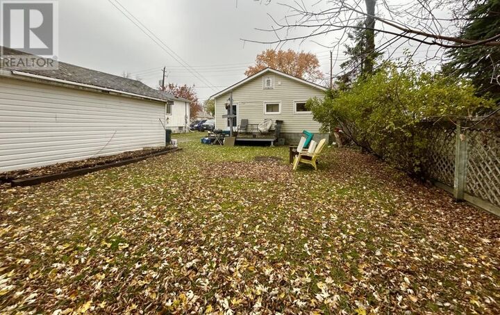 Property Photo:  563 Church Street  ON P9A 1E5