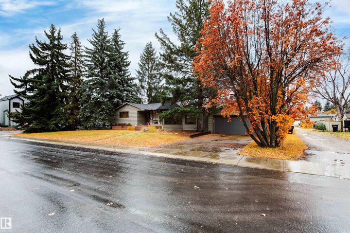 14403 83 Avenue NW  Edmonton AB T5R 3T7 photo