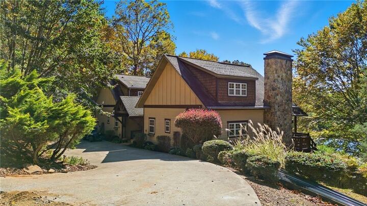 Property Photo:  2003 Bend Of The River Road  GA 30546 