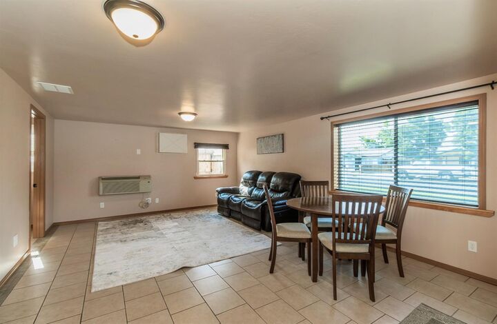 Property Photo:  1498 Escalon Avenue  CA 93611 