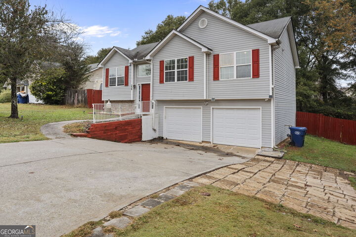 Property Photo: 336 Shenandoah Circle GA 30680