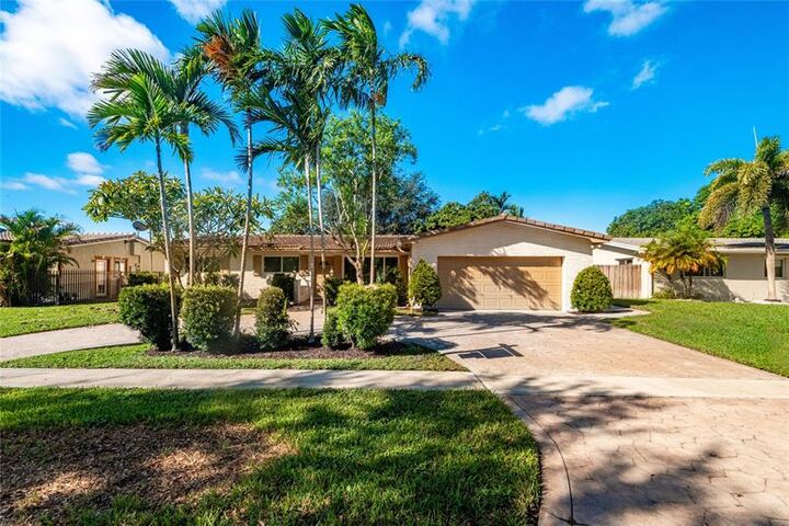 1940 NW 107 Ave  Pembroke Pines FL 33026 photo