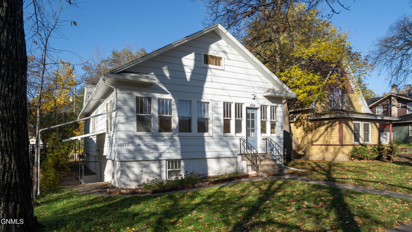 Property Photo: 1014 5th Street ND 58501