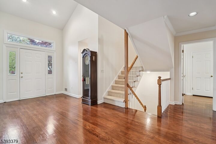 Property Photo:  21 Rolling Hill Ct  NJ 07940