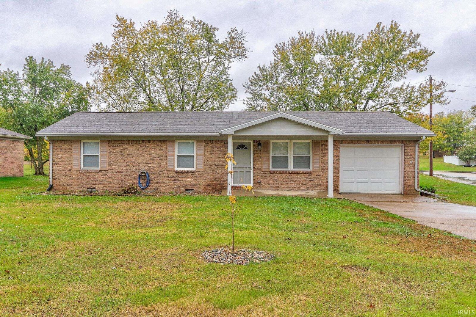 Property Photo: 1301 Edgewood Drive IN 47601-2307