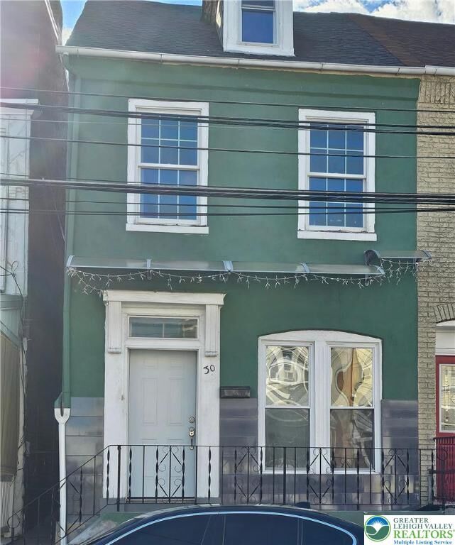 Property Photo: 30 N 2nd Street 2 PA 18101