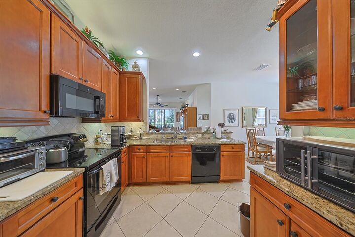 Property Photo:  15948 Cobble Mill Drive  FL 33598