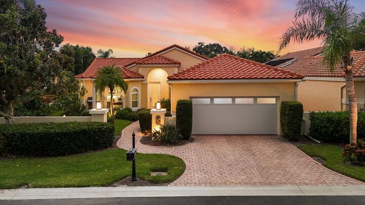 8032 Via Fiore  Sarasota FL 34238 photo