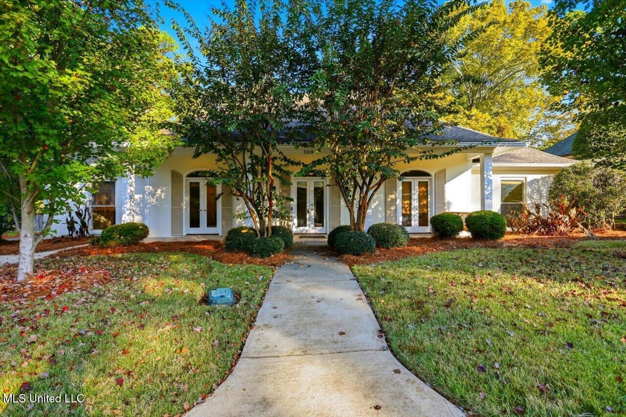 Property Photo:  309 Northbay Drive  MS 39110 