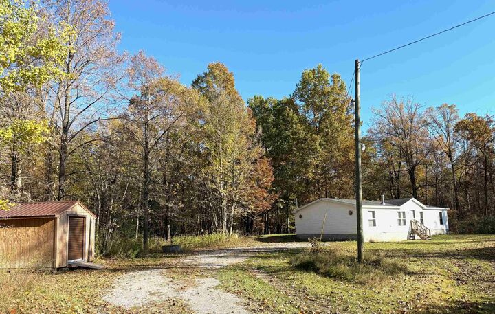 Property Photo:  2673 Davis Road  MI 48703