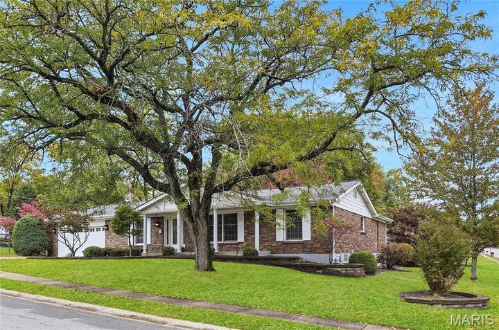 Property Photo:  607 N Duchesne Drive  MO 63301