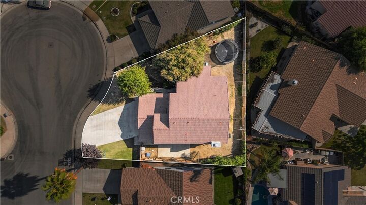 Property Photo: 9711 Touchstone CA 93311