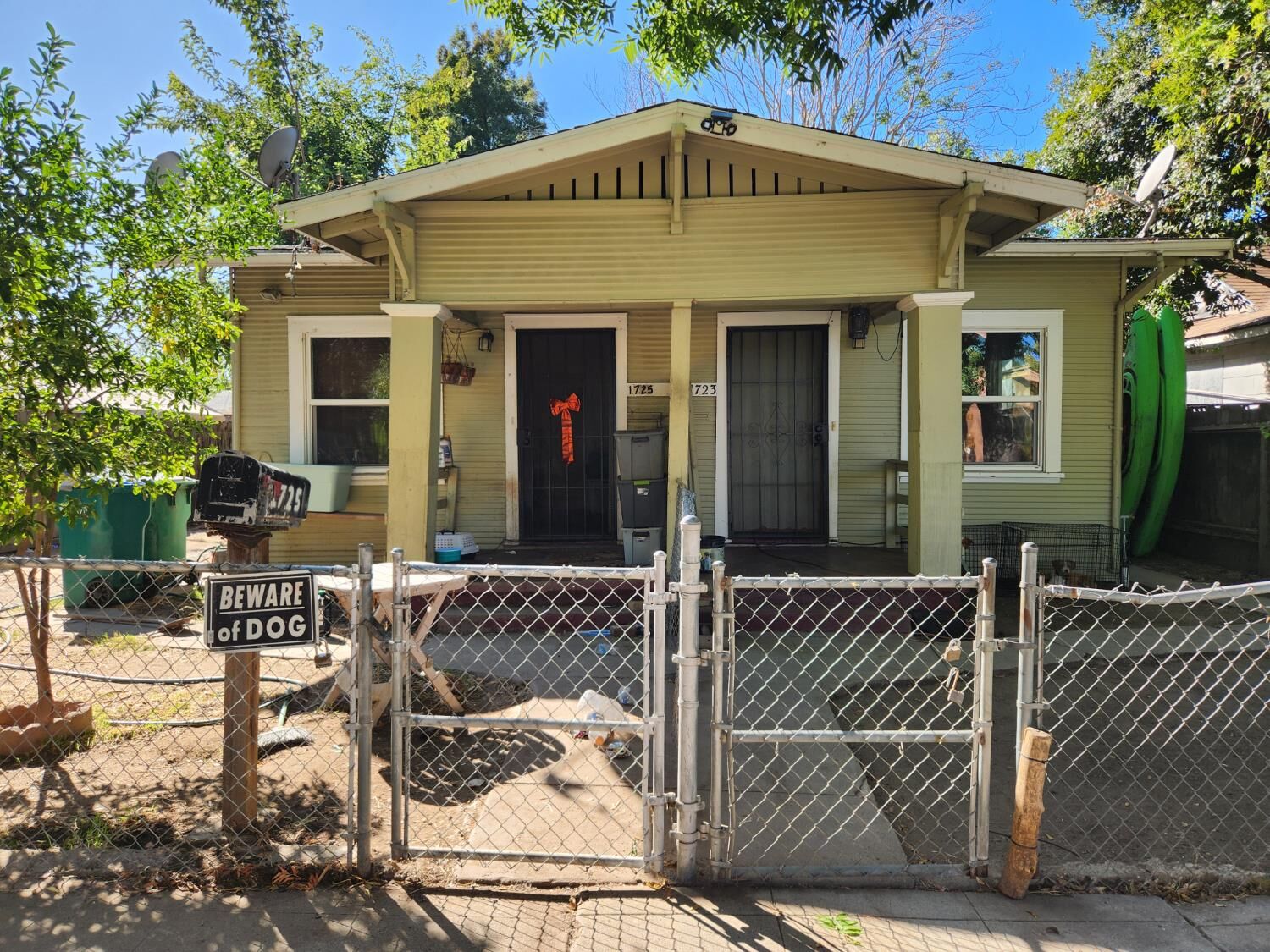 Property Photo: 1723 S Sutter Street CA 95206