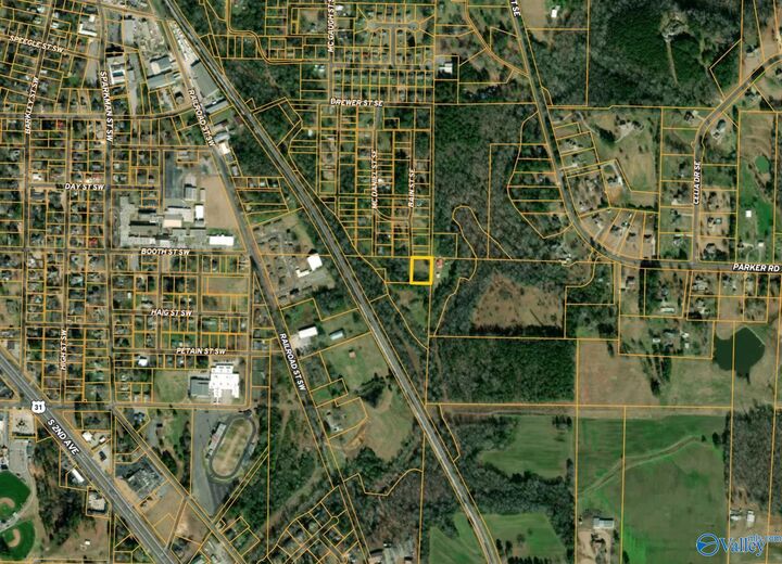 Property Photo:  1124 Bain Street  AL 35640