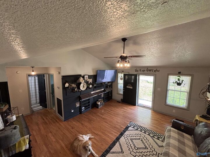 Property Photo:  191 Richard Avenue  AL 35769