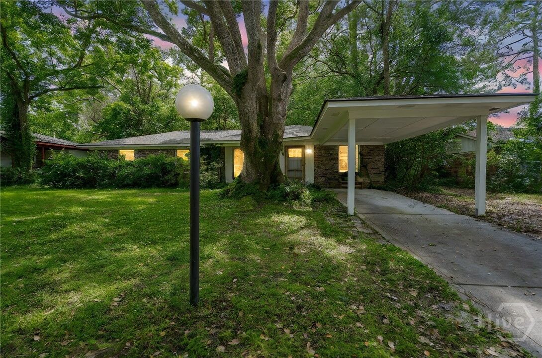 Property Photo:  119 Dyches Drive  GA 31406 