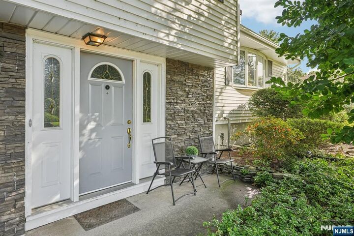 32 Augusta  Wayne NJ 07470 photo