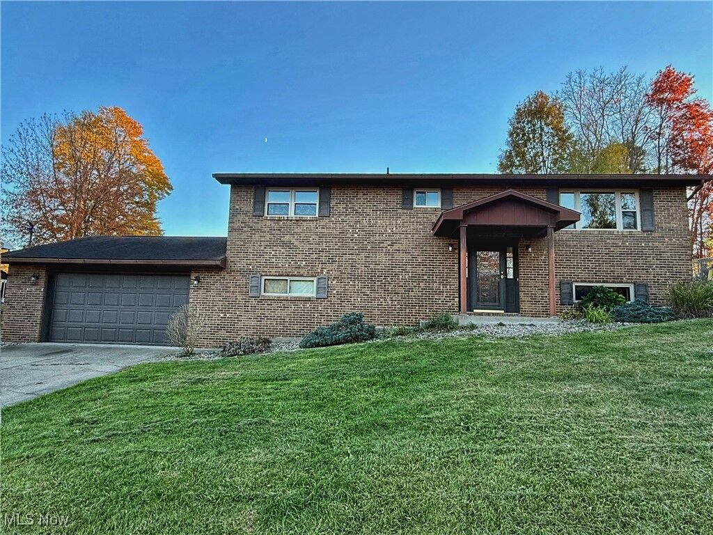 Property Photo:  434 Maple Drive  WV 26187 