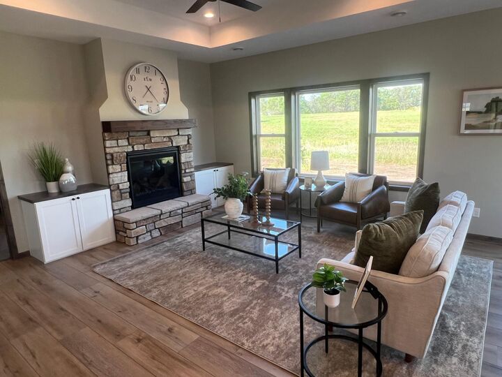 Property Photo:  1201 Poppy Court  WI 54017