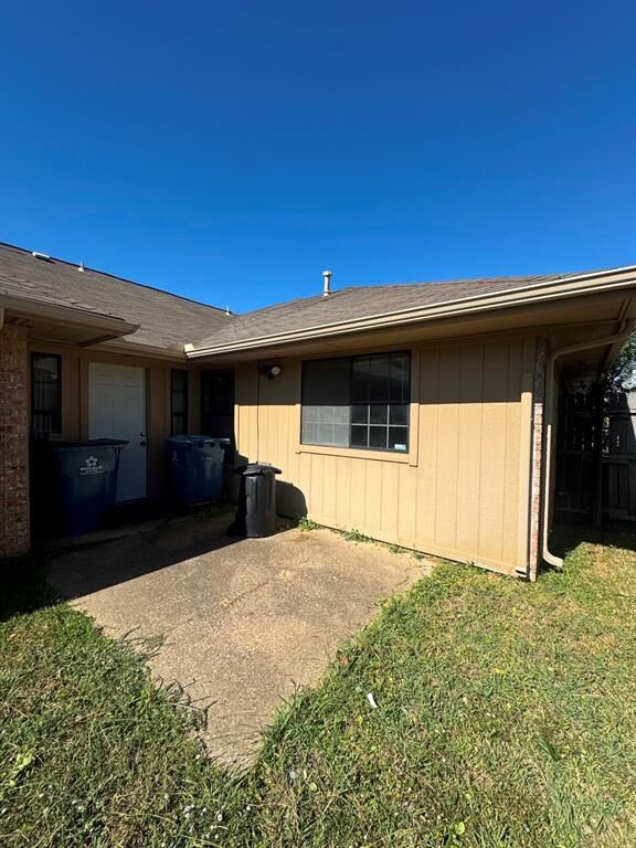 Property Photo:  506 Amber Lane  TX 75115