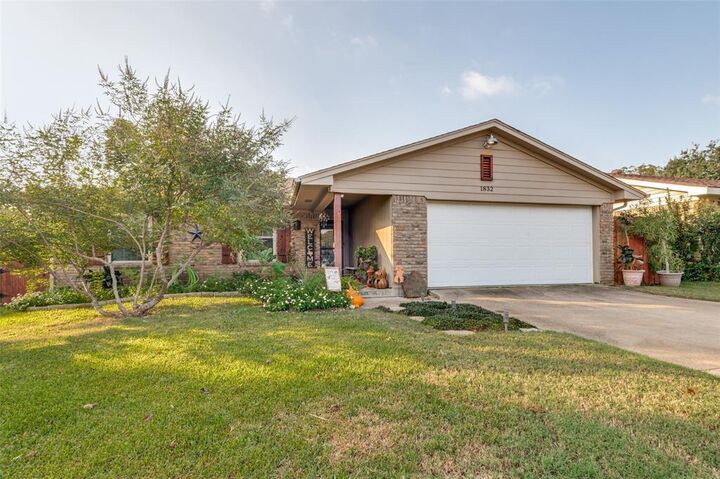 Property Photo: 1832 Tameria Drive TX 75060