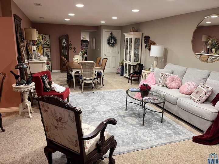 Property Photo:  905 Willow Circle  SD 57049 