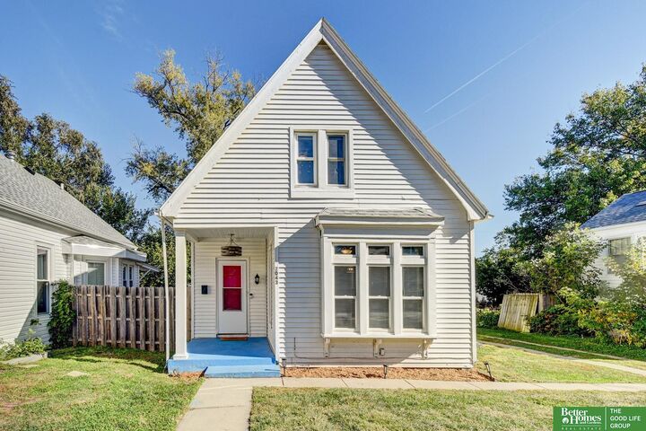 Property Photo:  2043 N 48 Avenue  NE 68104 