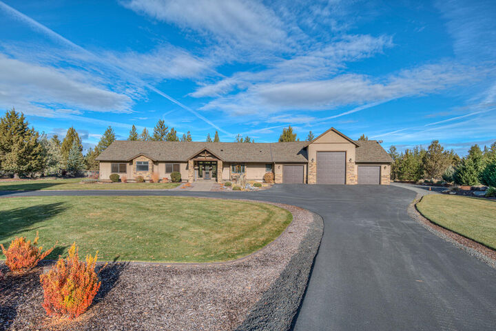 Property Photo:  16816 Ponderosa Cascade Drive  OR 97703