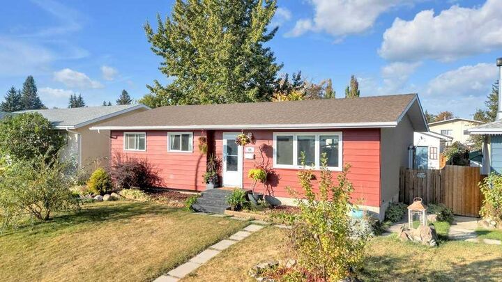 64 Wigmore Close  Red Deer AB T4N 5Y1 photo