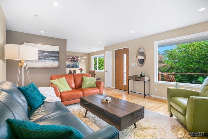 Property Photo:  8213  37th Avenue SW  WA 98126 