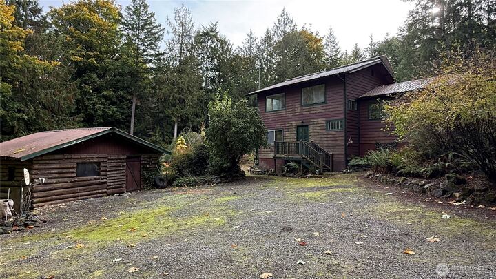 Property Photo:  690  Naylor Creek Road  WA 98325 