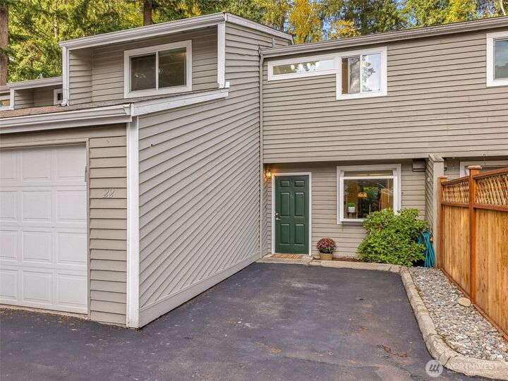 Property Photo:  14449  124th Avenue NE D22  WA 98034
