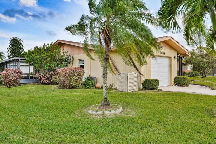 13614 Cord Way  Delray Beach FL 33484 photo
