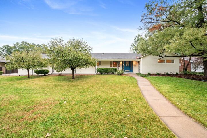 Property Photo:  234 S Brookside St  KS 67218 