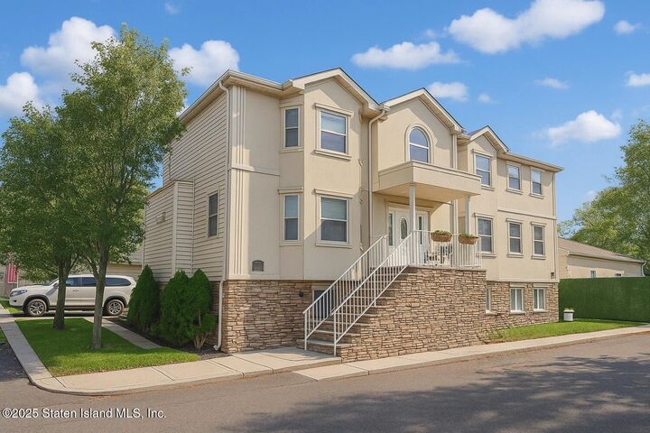 Property Photo:  5475 Arthur Kill Road C  NY 10307 