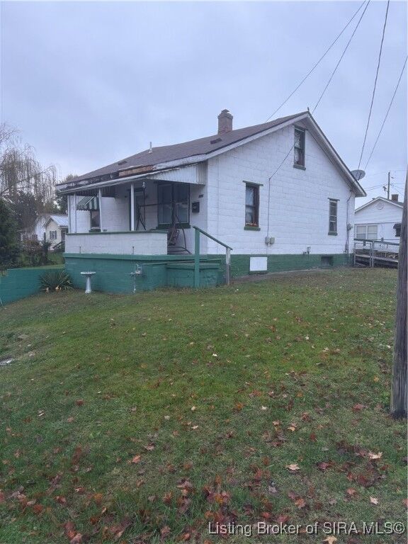 Property Photo: 700 W 8th Street IN 47150