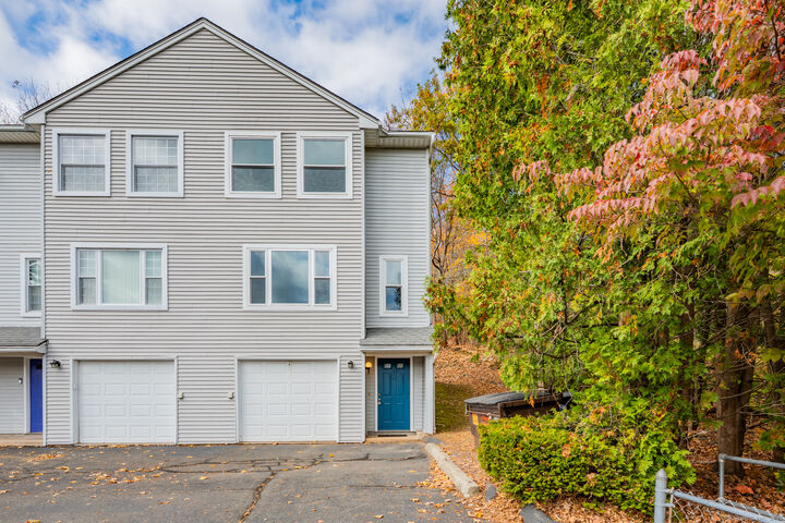 137 Knowles Avenue 137  Middletown CT 06457 photo