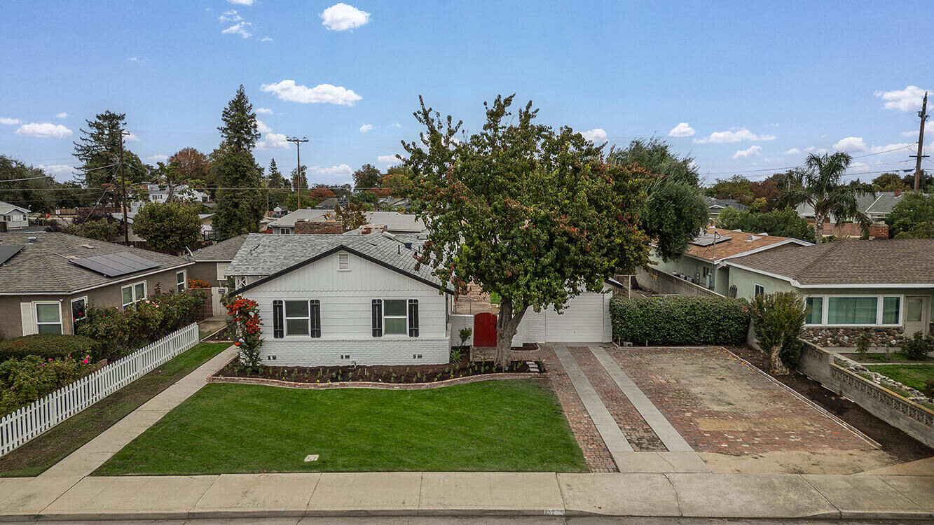 Property Photo:  2828 E Street  CA 93662 