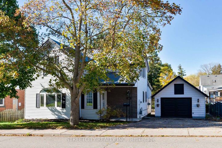 Property Photo:  58 Norwich Avenue  ON N4S 3V2