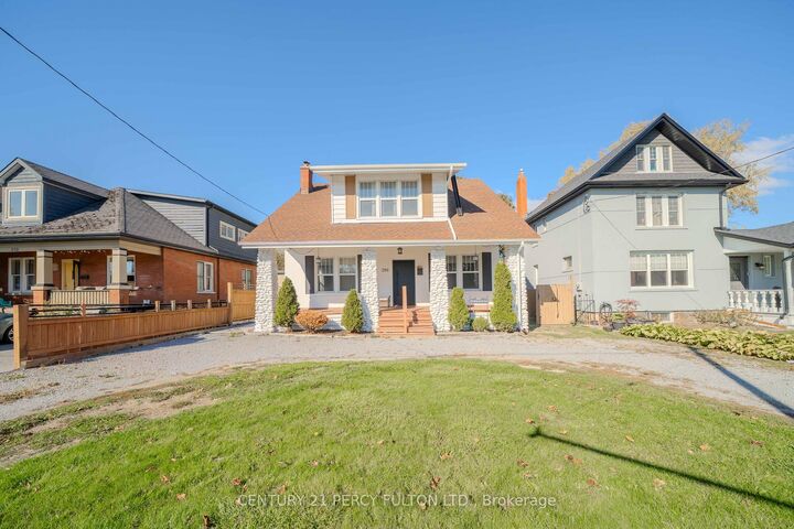 Property Photo: 296 King Street E ON L1H 1C8