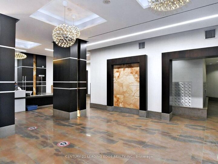 Photo de la propriété: 18 Yonge Street 2212 ON M5E 1Z8