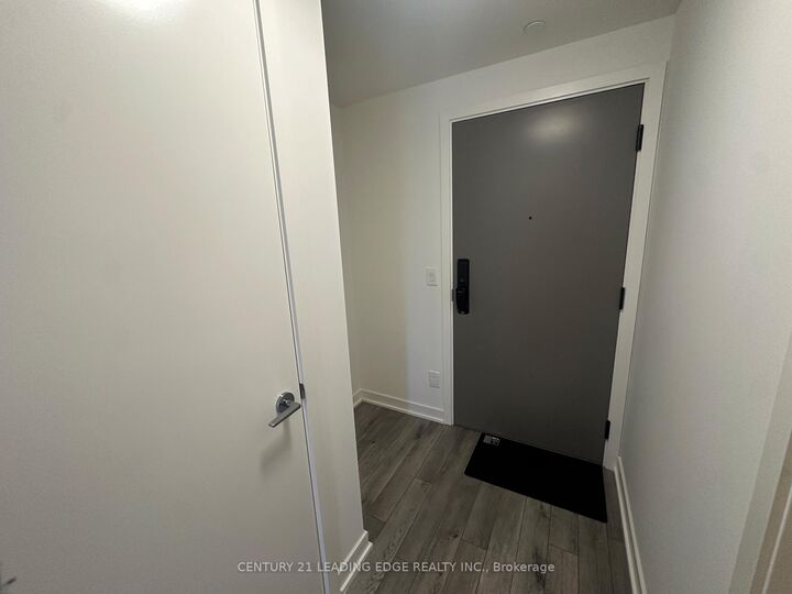 Property Photo:  3071 Trafalgar Road 610  ON L6H 7E3 