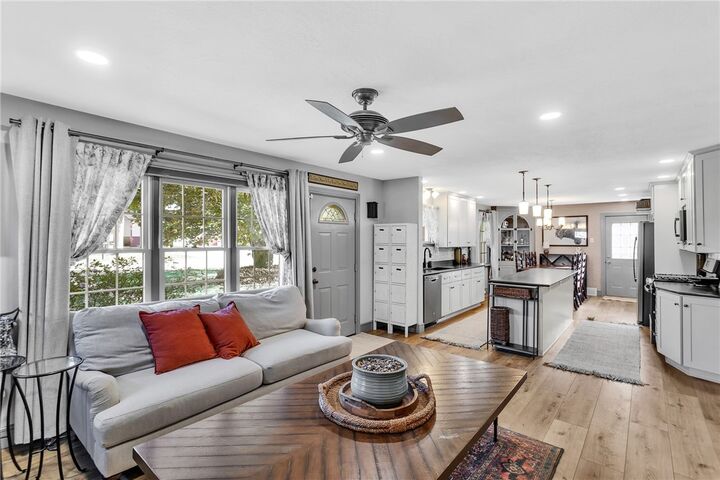 Property Photo:  105 Cherry Lane  PA 15001