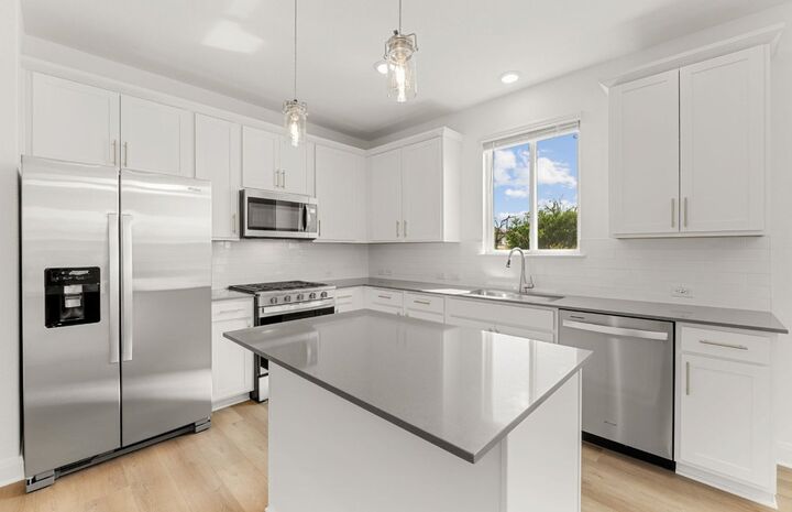 Property Photo: 100 Eagle Valley Drive TX 78621