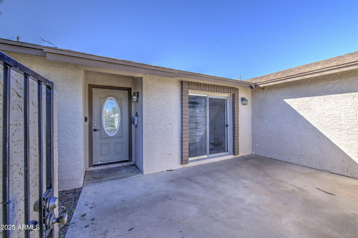 Property Photo: 1854 S Hill Street AZ 85204